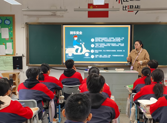 教育是社会的根底而入学公正是整个教育链条起点上的公正 教育是社会的根底而入学公正是整个教育链条起点上的公正